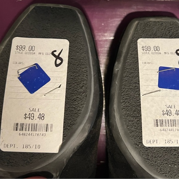 Me Too Size 8 Black Suede Chunky Heel, NWT  (orig $99) - Picture 4 of 9